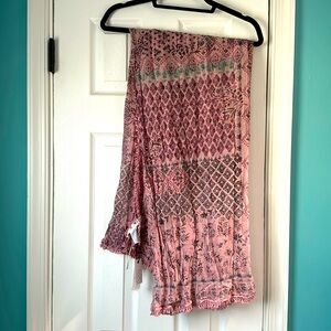 Floral rectangular wrap scarf ✨ Final Reduction